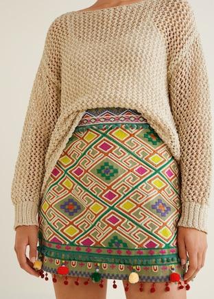 Pom poms embroidered skirt